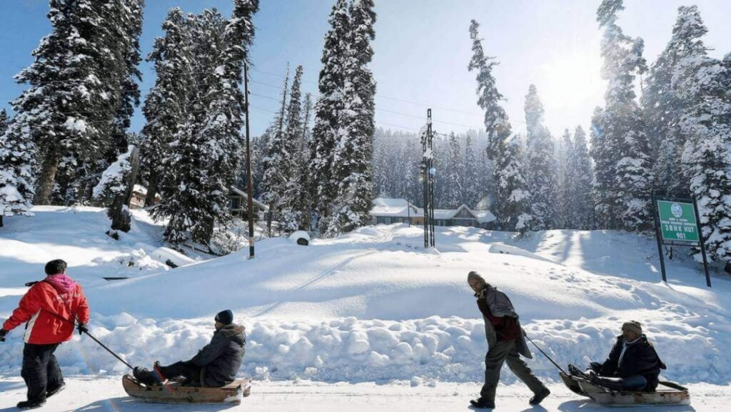 Gulmarg skiing And Snowboarding